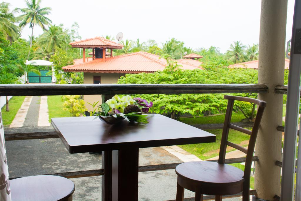 Mass Eco Cabana Yoga & Spa - Unawatuna Exteriör bild
